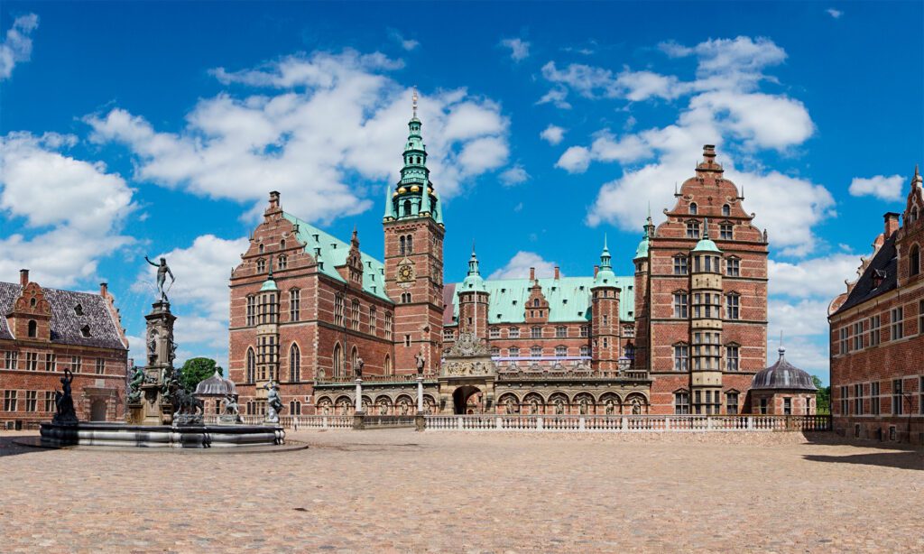 Frederiksborg Slot i Nordsjælland